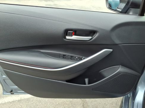 Used 2025 Toyota Corolla SE FWD image 15