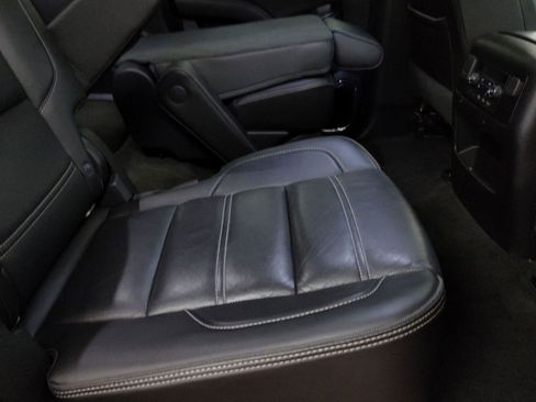 Used 2018 GMC Yukon Denali w/ Denali Ultimate Package image 13