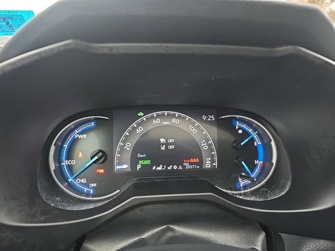 Certified 2023 Toyota RAV4 XLE image 20