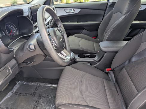 Used 2024 Kia Forte LXS FWD image 24