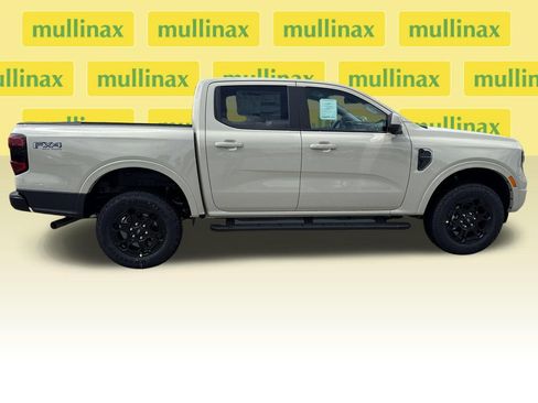 New 2026 Ford Ranger Lariat w/ FX4 Off-Road Package AWD/4WD image 16