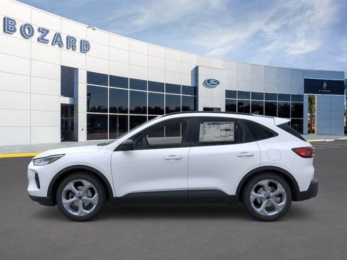 New 2025 Ford Escape ST-Line w/ Equipment Group 301A FWD image 4