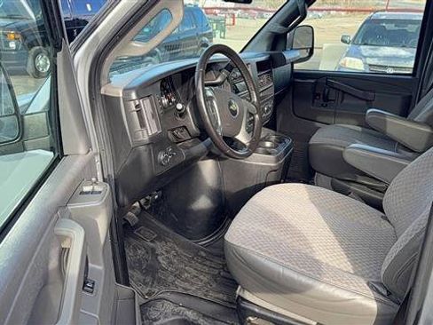 Used 2017 Chevrolet Express 3500 LT w/ LT Preferred Equipment Group image 9