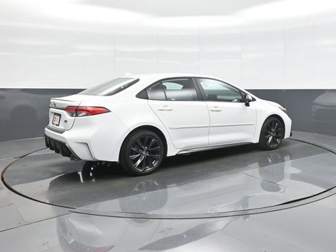 Certified 2024 Toyota Corolla SE FWD image 7