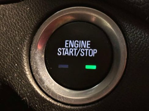 Used 2023 Chevrolet Equinox LT FWD image 28