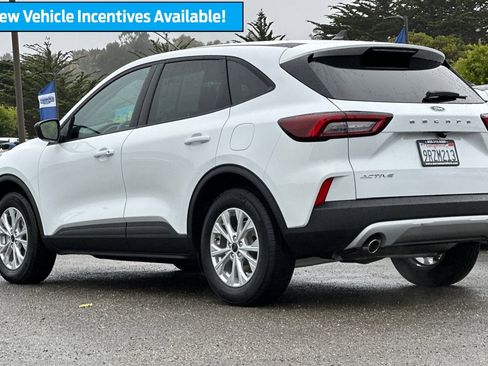 Used 2025 Ford Escape Active w/ Cold Weather Package image 6