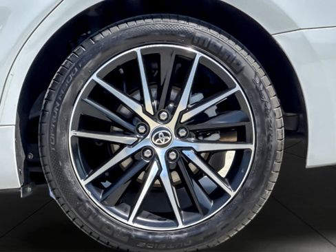 Used 2024 Toyota Camry SE w/ Blackout Package (TMS) image 23