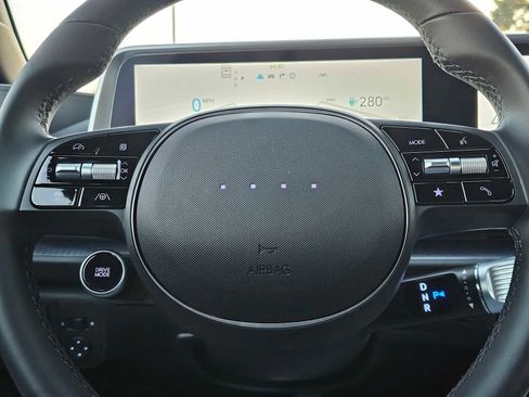 Used 2025 Hyundai Ioniq 6 SE image 24