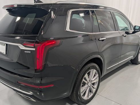 Used 2024 Cadillac XT6 Premium Luxury w/ LPO, Floor Liner Package AWD/4WD image 5