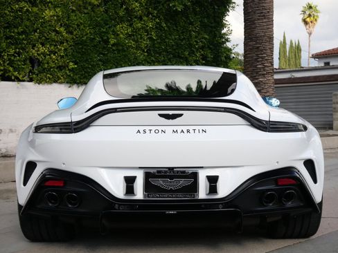 New 2026 Aston Martin V8 Vantage S image 8