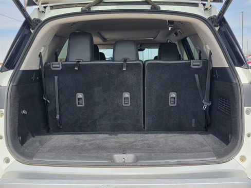 Used 2022 Nissan Pathfinder SL w/ SL Premium Package image 26