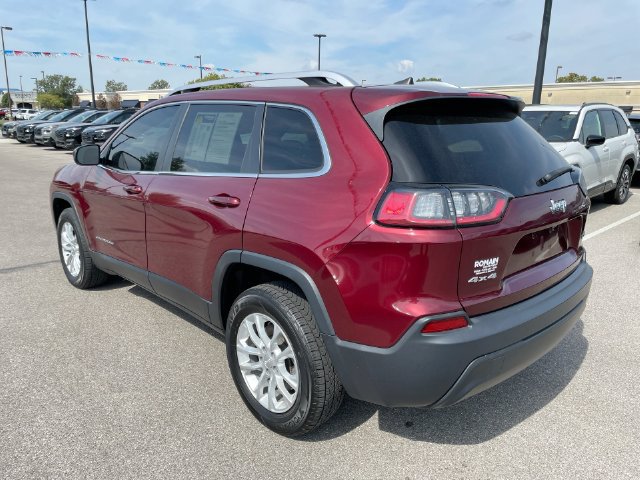 Used 2019 Jeep Cherokee Latitude w/ Popular Appearance Group AWD/4WD image 3