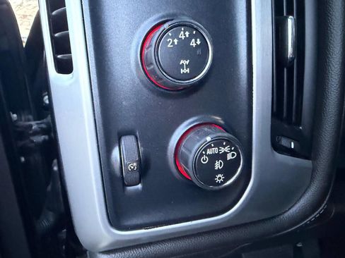Used 2015 GMC Sierra 3500 SLE AWD/4WD image 33