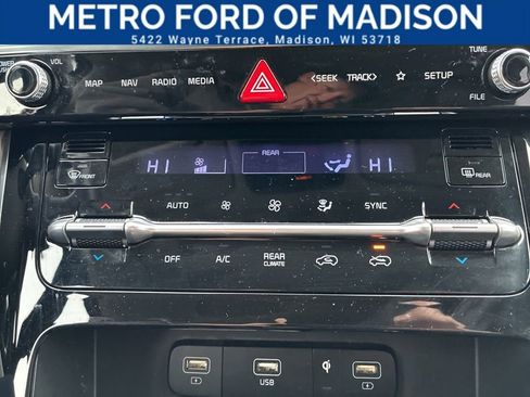 Used 2024 Kia Carnival SX Prestige image 20