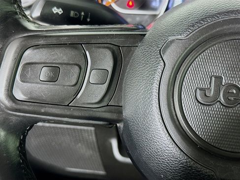 Used 2020 Jeep Wrangler Unlimited Sport S image 13