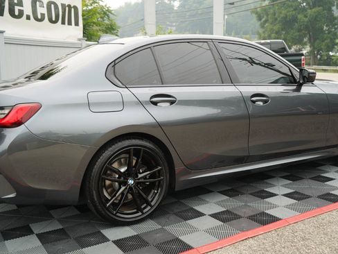 Used 2020 BMW 330i xDrive Sedan w/ M Sport Package AWD/4WD image 8