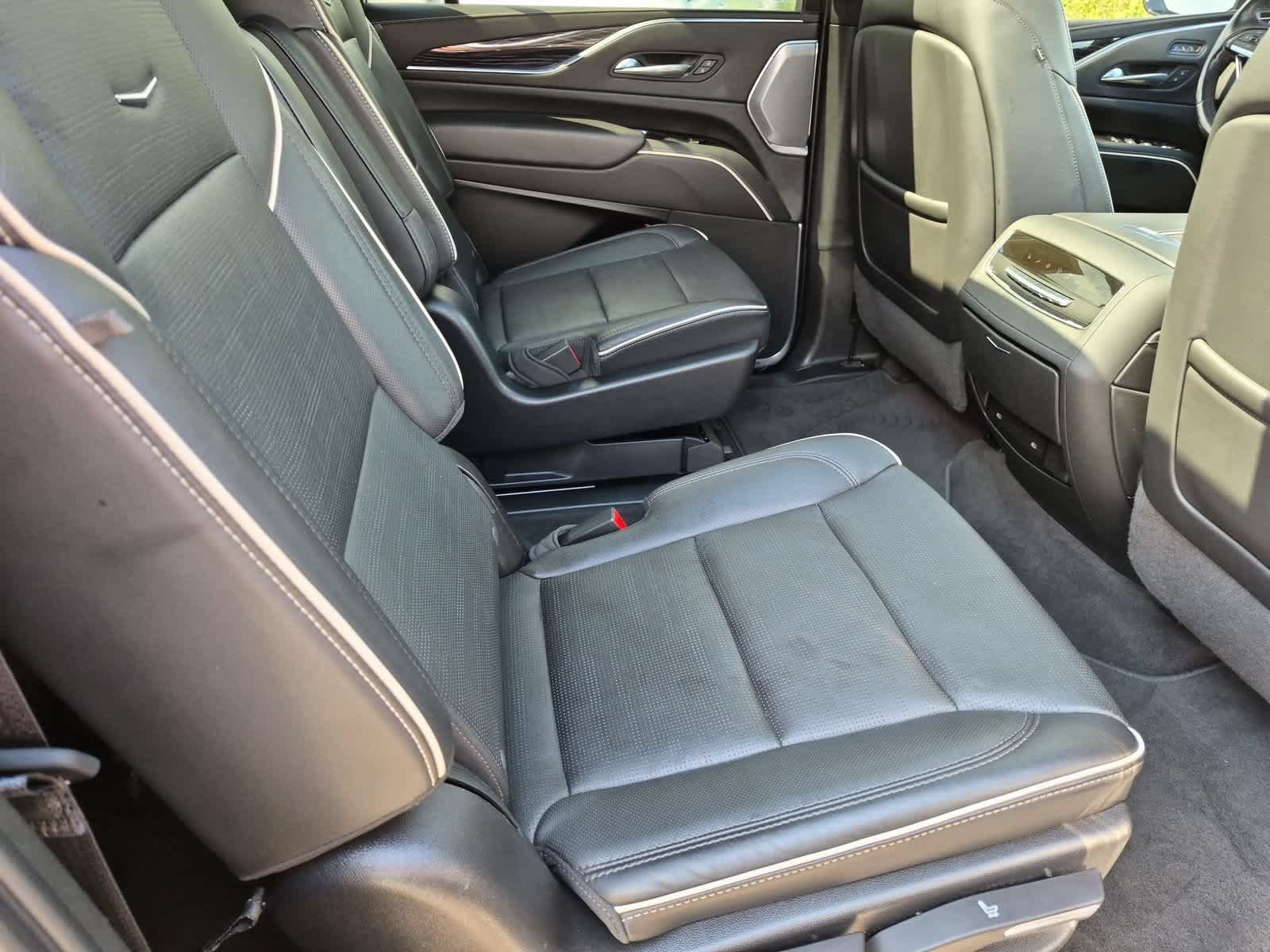 Used 2022 Cadillac Escalade ESV Sport w/ Touring Package AWD/4WD image 20