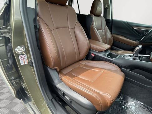 Used 2020 Subaru Outback Touring AWD/4WD image 28