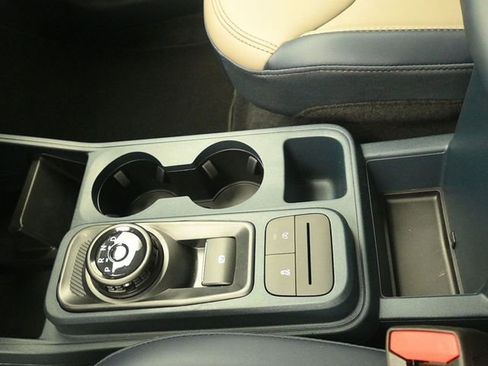 New 2026 Ford Maverick Lariat image 14