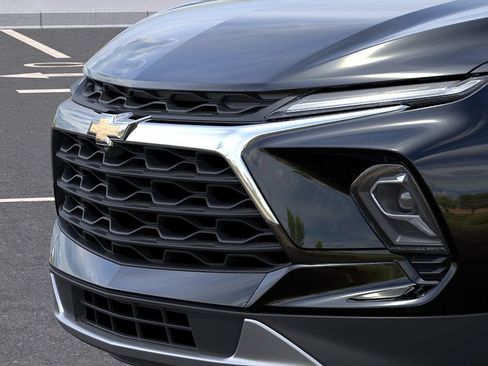 New 2026 Chevrolet Blazer LT w/ Convenience Package AWD/4WD image 13