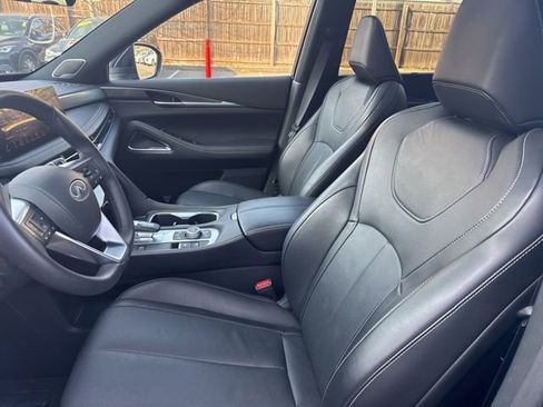 Certified 2025 INFINITI QX60 Luxe w/ Black Edition image 5