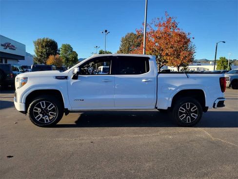 Used 2020 GMC Sierra 1500 AT4 w/ Technology Package image 2