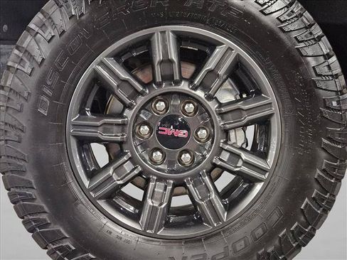 Used 2024 GMC Sierra 1500 AT4X AWD/4WD image 22