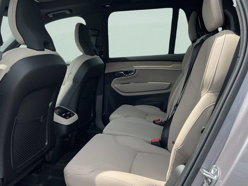 New 2026 Volvo XC90 B5 Core AWD/4WD image 9