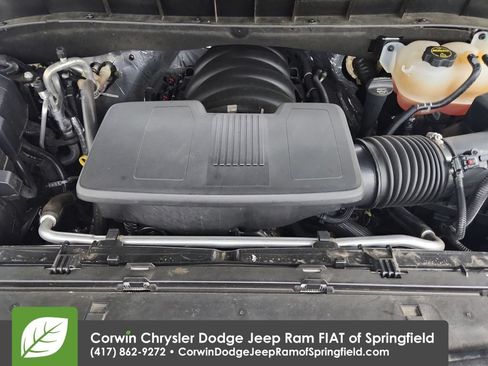 Used 2025 Chevrolet Suburban Z71 AWD/4WD image 20
