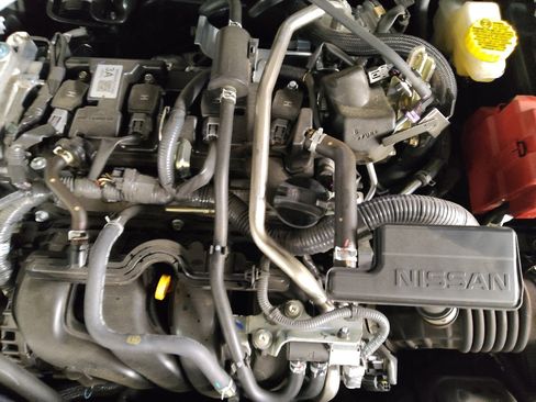 Used 2025 Nissan Sentra S image 30