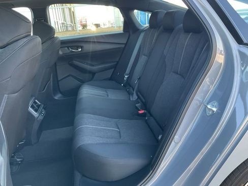 Used 2025 Honda Accord Sport image 27