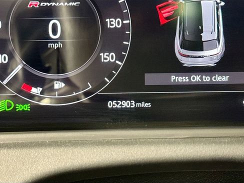 Used 2019 Land Rover Range Rover Velar R-Dynamic SE image 12