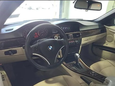 Used 2012 BMW 328i Convertible RWD image 17
