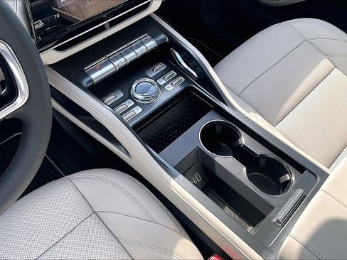 New 2026 Lincoln Nautilus Premier w/ Equipment Group 102A image 8