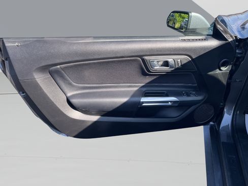 Used 2021 Ford Mustang Coupe RWD image 14