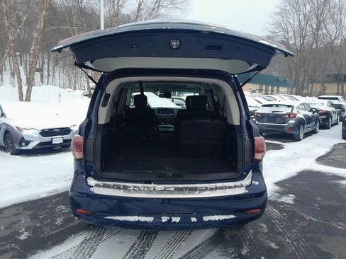 Used 2017 INFINITI QX80 Base w/ Driver Assistance Package image 44