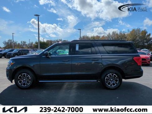 Used 2022 Ford Expedition Max XLT image 8