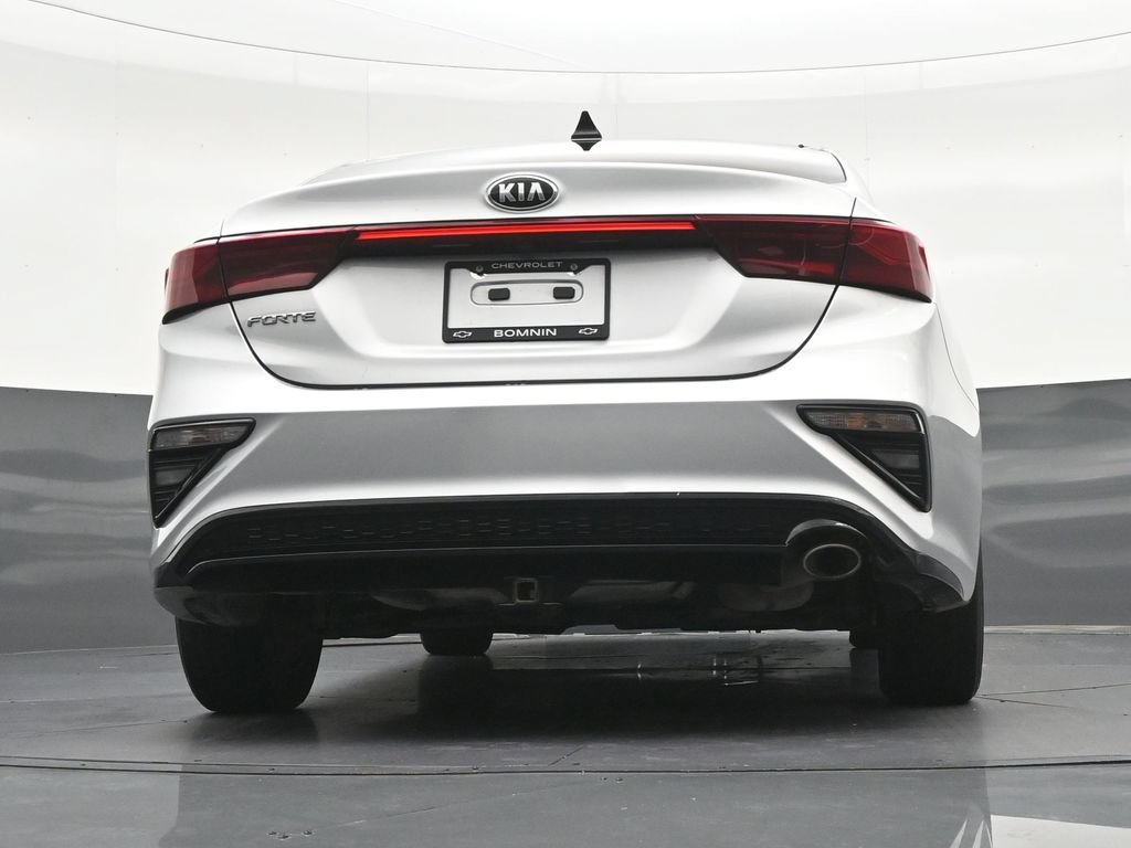 Used 2020 Kia Forte LXS FWD image 26