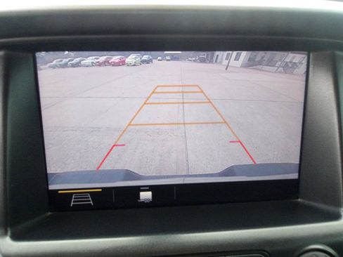 Used 2020 Chevrolet Colorado LT w/ LT Convenience Package AWD/4WD image 23