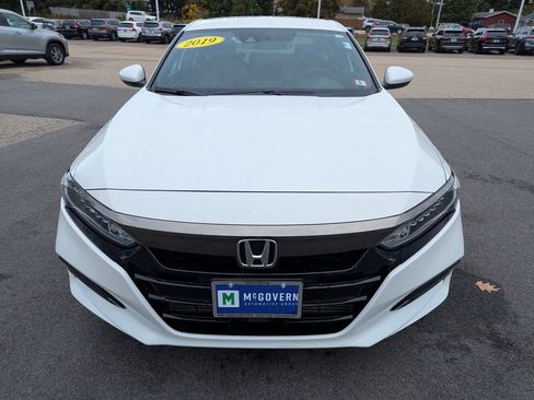 Used 2019 Honda Accord Sport image 8