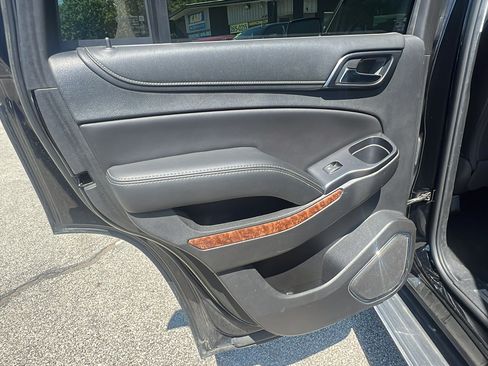 Used 2017 Chevrolet Tahoe Premier AWD/4WD image 14
