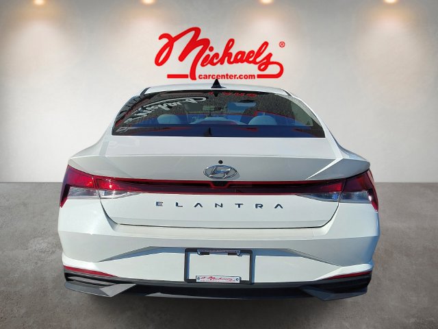 Used 2023 Hyundai Elantra SEL FWD image 6