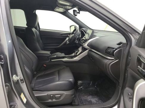 Used 2024 Mitsubishi Eclipse Cross SEL AWD/4WD image 11
