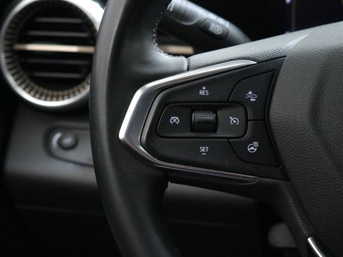 Used 2024 Chevrolet Trax ACTIV w/ Driver Confidence Package image 13