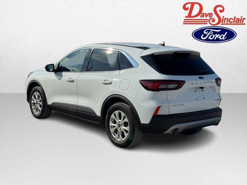 Used 2023 Ford Escape Active AWD/4WD image 9