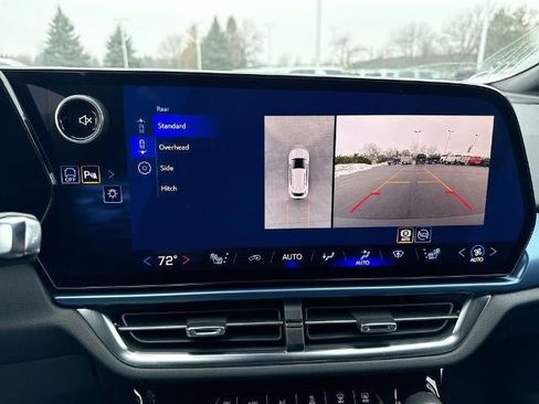 New 2026 Chevrolet Equinox EV LT w/ LPO, All-Weather Mat Package AWD/4WD image 15