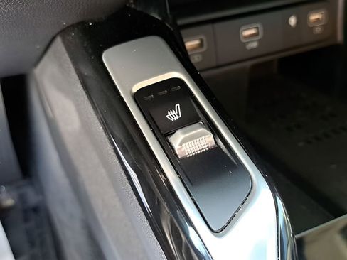 Used 2022 Kia Sorento SX image 26