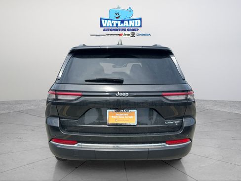 Certified 2023 Jeep Grand Cherokee Limited RWD image 4