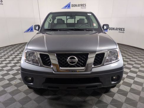Used 2019 Nissan Frontier SV w/ Value Truck Package AWD/4WD image 11
