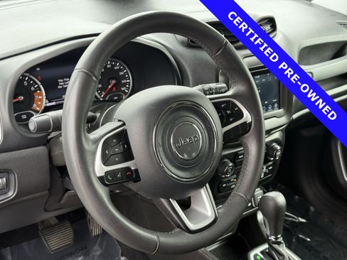Used 2021 Jeep Renegade Latitude image 20